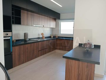 Casa a estrenar en Venta en Zibatá con Roof top y family room