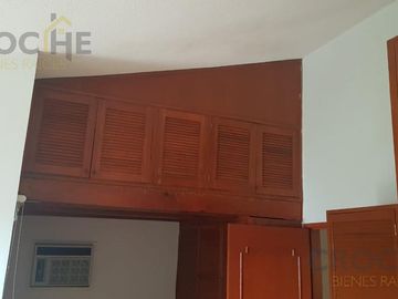 Casa en venta en Xalapa Veracruz en Sipeh Animas fracc privado, 5 recamaras