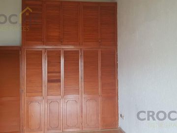 Casa en venta en Xalapa Veracruz en Sipeh Animas fracc privado, 5 recamaras