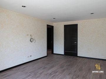 Casa en venta en Lomas de Angelópolis I, Cluster 999