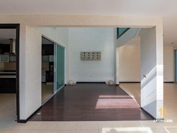 Casa en venta en Lomas de Angelópolis I, Cluster 999