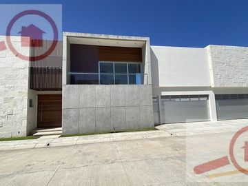 Casa - Fraccionamiento Las Palmas Green