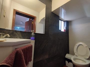 Casa en venta 4 recamaras colonia Hacienda Echeveste León Guanajuato