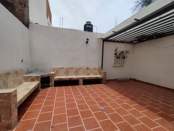 Casa en venta 4 recamaras colonia Hacienda Echeveste León Guanajuato