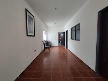 Casa en venta 4 recamaras colonia Hacienda Echeveste León Guanajuato