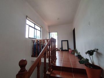 Casa en venta 4 recamaras colonia Hacienda Echeveste León Guanajuato