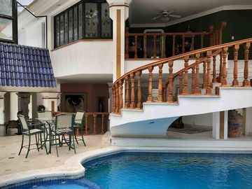 Casa en Club de Golf Santa Anita, Paseo de las Rosas