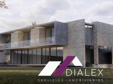 Casa VENTA de 569 M2- Fraccionamiento SIERRA ALTA Carretera Nacional MONTERREY, Nuevo León.