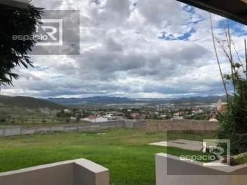 CASA EN VENTA DE UNA PLANTA O GRANJA DE LUJO EN VENTA EN GRANJAS UNIVERSITARIAS CERCA DE ZOOTECNIA