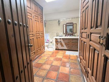 Venta de Casa Estilo Colonial en Rancho Cortés, Cuernavaca, Morelos
