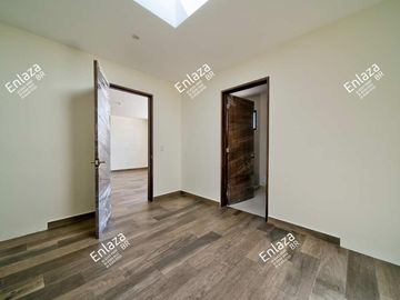 Casa de 2 plantas en venta Hacienda Santa Ana, Saltillo Coahuila