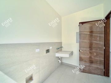 Casa de 2 plantas en venta Hacienda Santa Ana, Saltillo Coahuila