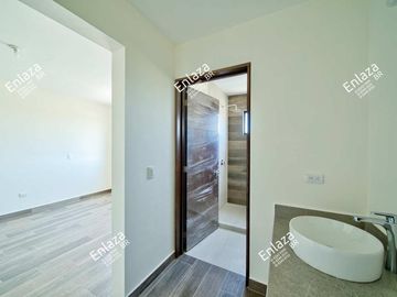 Casa de 2 plantas en venta Hacienda Santa Ana, Saltillo Coahuila