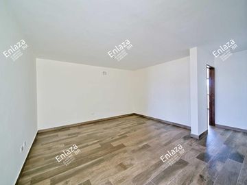 Casa de 2 plantas en venta Hacienda Santa Ana, Saltillo Coahuila