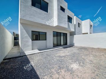 Casa de 2 plantas en venta Hacienda Santa Ana, Saltillo Coahuila