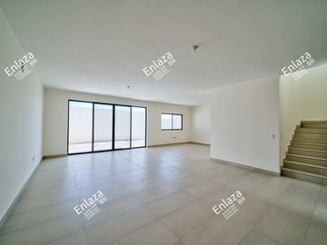 Casa de 2 plantas en venta Hacienda Santa Ana, Saltillo Coahuila