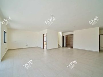 Casa de 2 plantas en venta Hacienda Santa Ana, Saltillo Coahuila