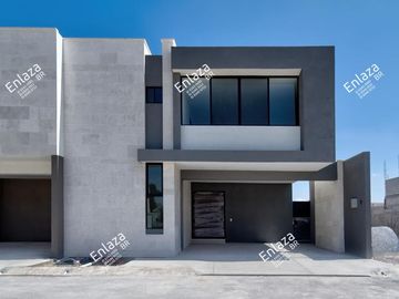 Casa de 2 plantas en venta Hacienda Santa Ana, Saltillo Coahuila
