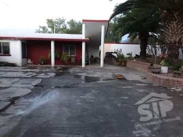 Vendo Casa 900 Terreno en Frac El Sauz en Saltillo