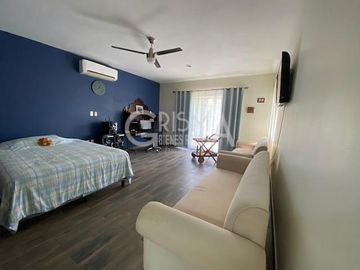 CASA EN VENTA EN COL. JARDINES