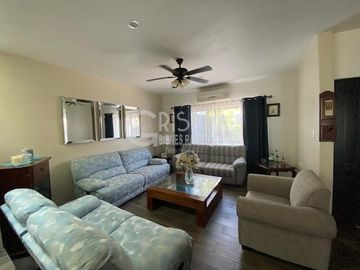 CASA EN VENTA EN COL. JARDINES