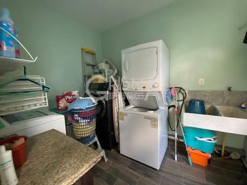 CASA EN VENTA EN COL. JARDINES