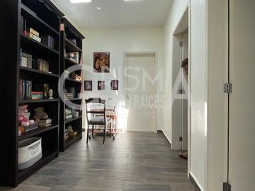 CASA EN VENTA EN COL. JARDINES