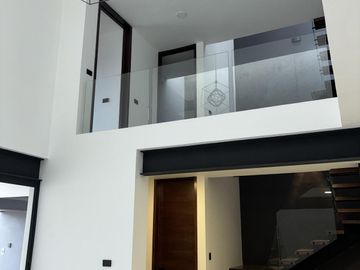 Casa Estilo Moderno Residencial Boulevard Europa