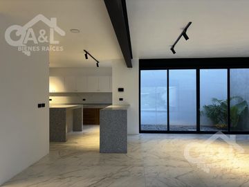 Casa Estilo Moderno Residencial Boulevard Europa