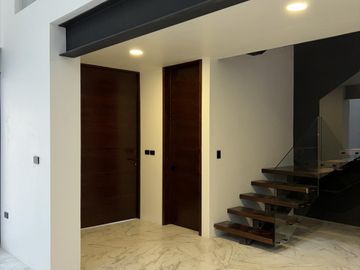 Casa Estilo Moderno Residencial Boulevard Europa