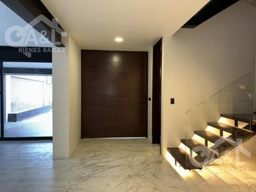 Casa Estilo Moderno Residencial Boulevard Europa