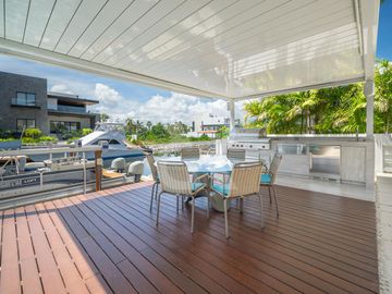Casa en  Venta en los Canales puerto Cancún