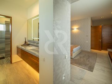 Casa en  Venta en los Canales puerto Cancún