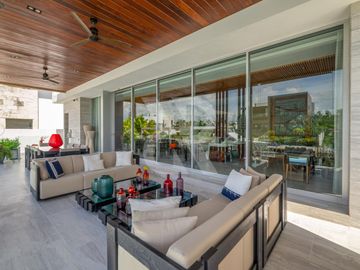 Casa en  Venta en los Canales puerto Cancún