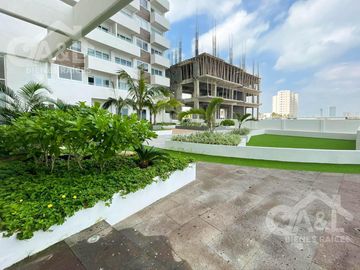 Penthouse en Venta Torre Aurum Zona Exclusiva Vista al mar