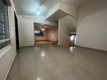CASA EN VENTA por valle oriente REAL SAN AGUSTIN SAN PEDRO