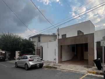 CASA EN VENTA por valle oriente REAL SAN AGUSTIN SAN PEDRO