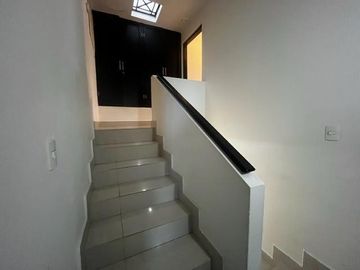 CASA EN VENTA por valle oriente REAL SAN AGUSTIN SAN PEDRO