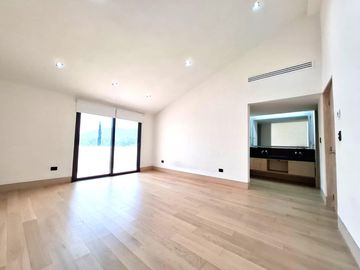 CASA EN VENTA SAN PEDRO