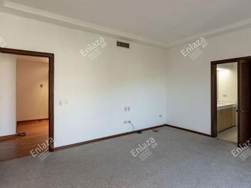 Casa en Venta Col. Villa Montaña, San Pedro Garza García