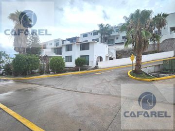 Hermosa CASA EN PRIV. ARBOLEDAS en V E N T A   (VG)