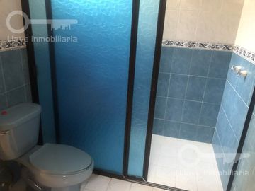 Casa en Venta en calle Nayarit, Col. Petrolera, Coatzacoalcos, Ver.