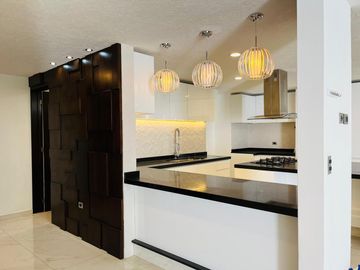 Casa en  venta junto a Chedraui barrio Cascatta.