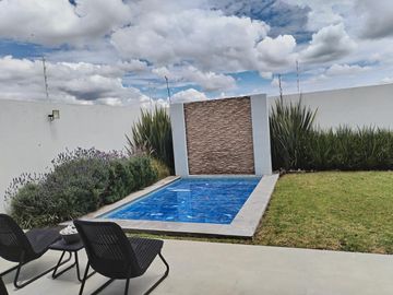 HERMOSA EN ENTA QUERETARO CUMBRES DEL LAGO JURIQUILLA