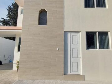 Casa en venta con cuatro recamaras y tres baños completos en Totolac, Tlaxcala