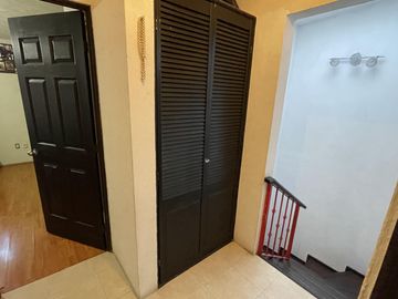 Casa en condominio en  SAN FELIPE TLAMIMILOLPAN FRACCIONAMIENTO HACIENDA VISTA HERMOSA TOLUCA