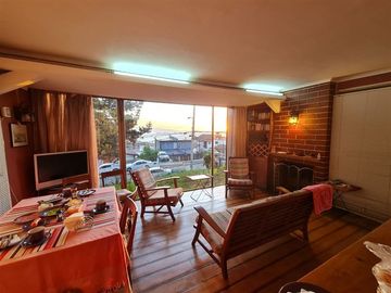 Casa en Venta en AV Edmundo Eluchans