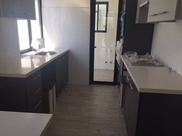 Casa en Venta en Valenzuela Puelma / Padre Hurtado/ Nicanor Plaza