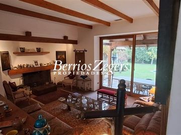 Casa en Venta en Quebrada Honda - Camino Otoñal