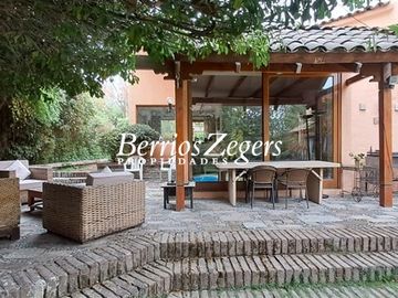 Casa en Venta en Quebrada Honda - Camino Otoñal